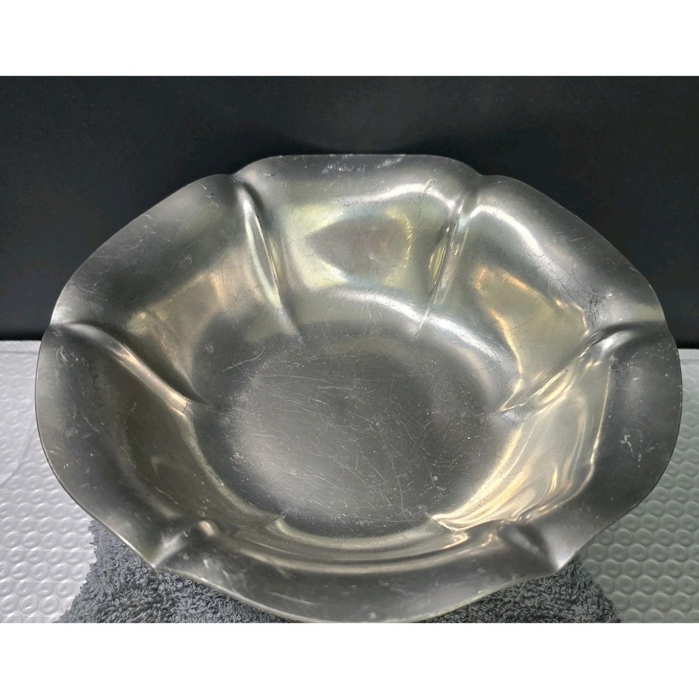 Reed And Barton Old Colony Pewter P-601 9" Scalloped Edge Bowl Vintage